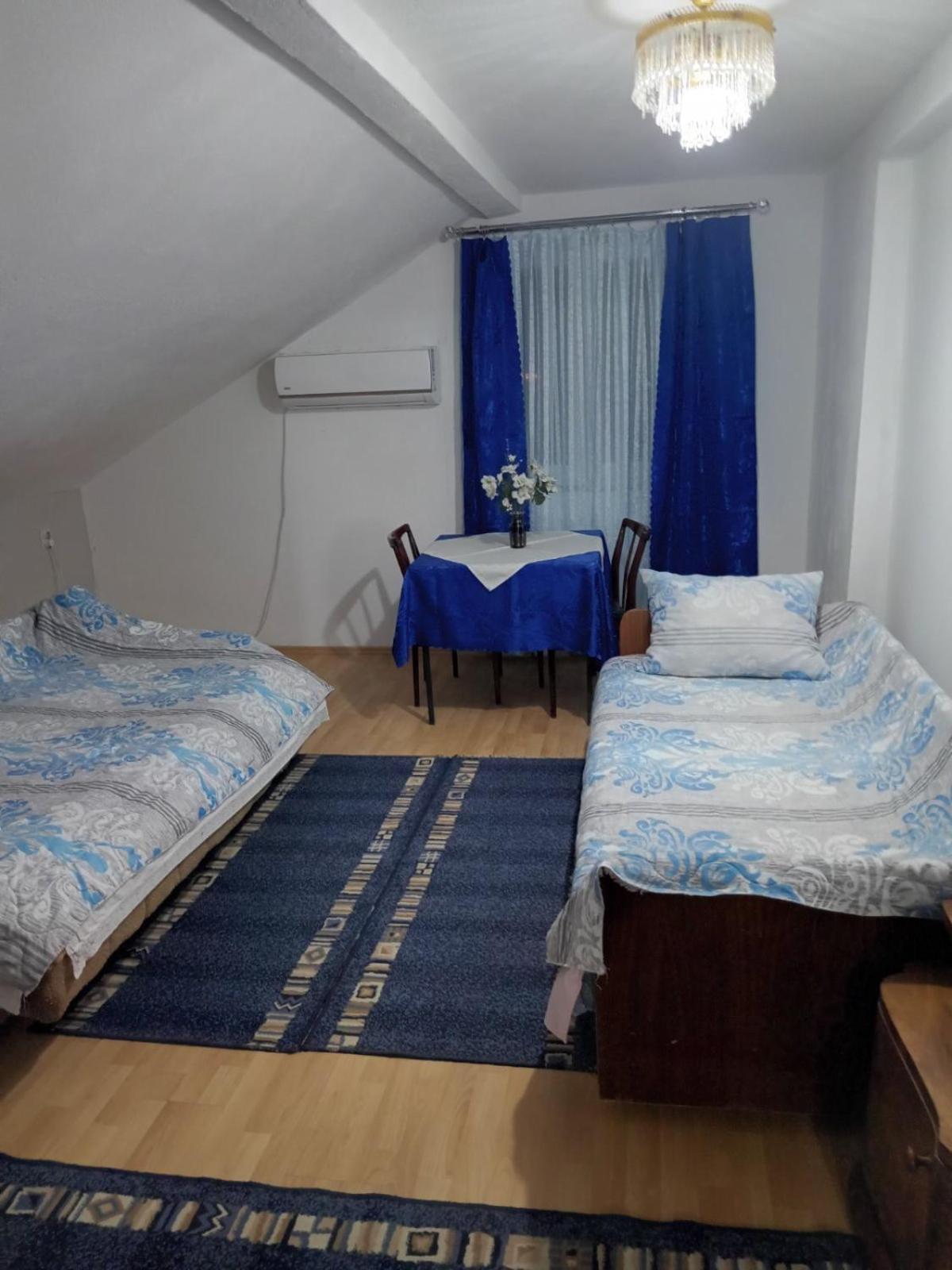 Guesthouse Sobi-Rooms Gradsko Extérieur photo